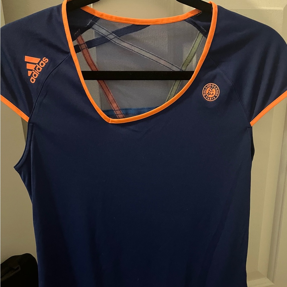 Women’s Size Small, Adidas Roland Garros Tennis Shirt- new